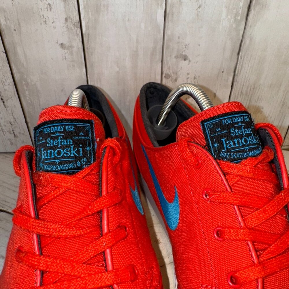Nike SB Zoom Stefan Janoski Men's Size 10 Red Canvas Sneakers Shoes 615957-640 - Picture 2 of 7